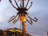 spider hanging